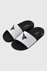 Aguila Comfy Slippers (Black)